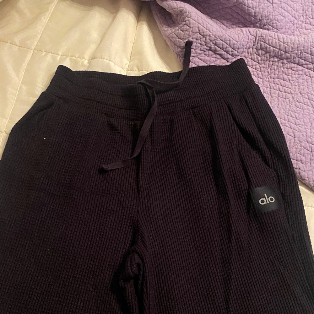 ALO Yoga Black Ribbed Joggers